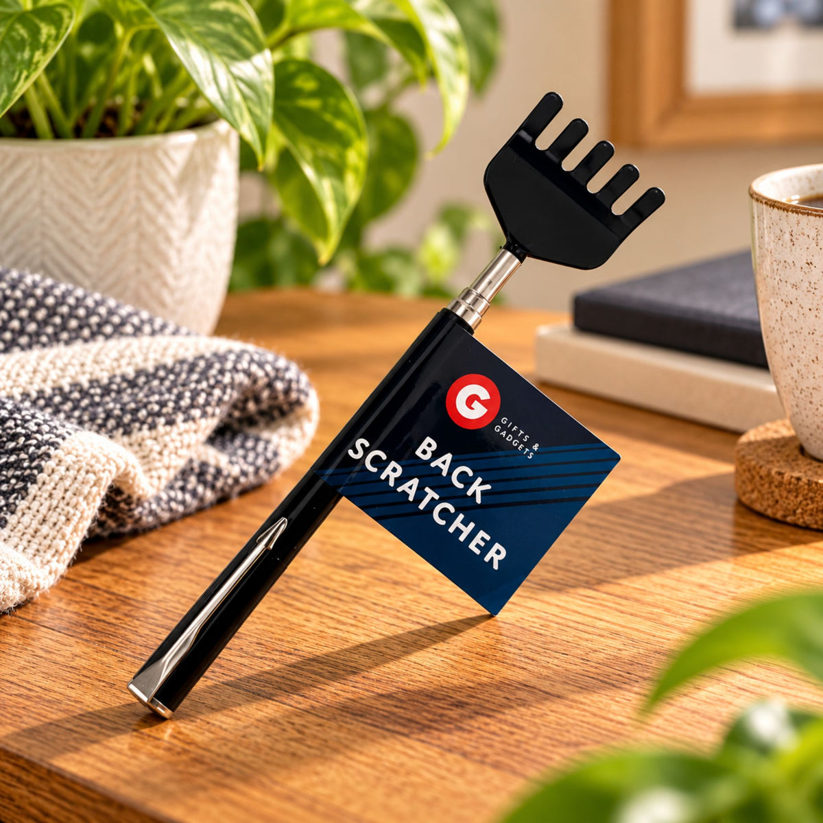 Extendable Back Scratcher – Black Telescopic Handy Gadget - WahooGifts
