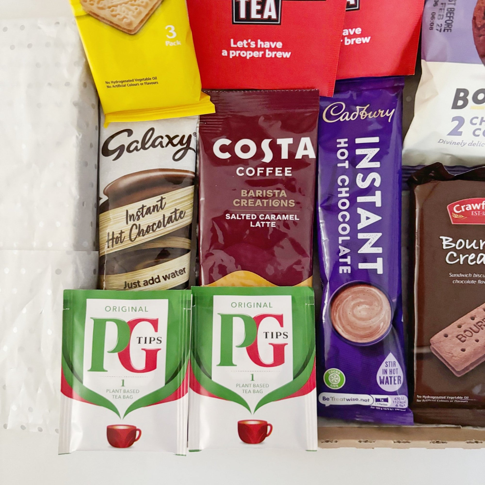 Hot Chocolate Gift Set – Letterbox Tea, Coffee & Biscuit Hamper - WahooGifts