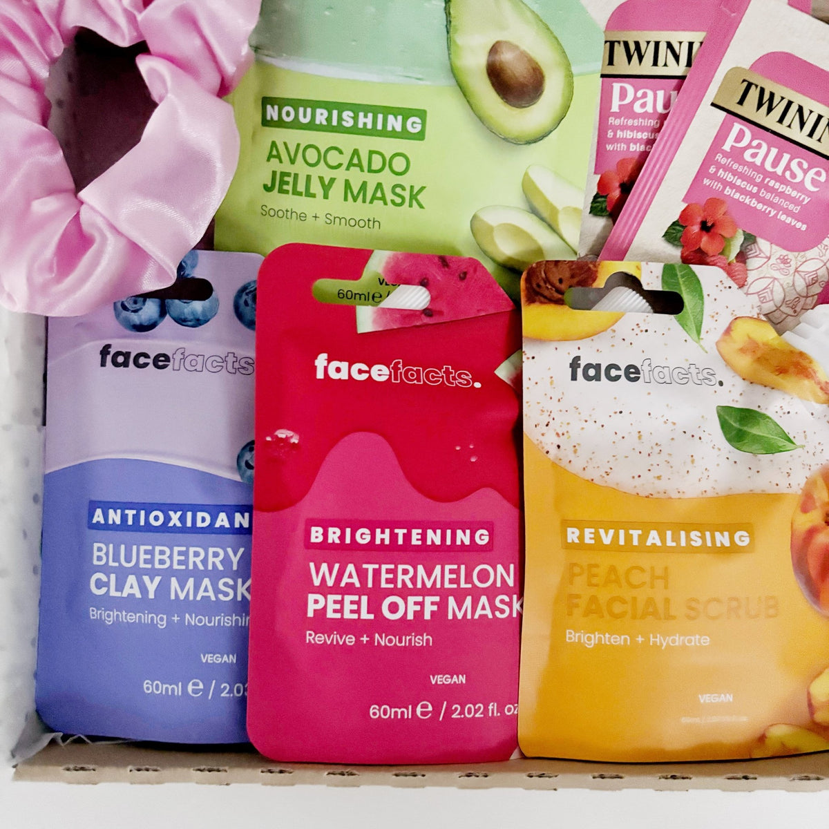 Pamper Gifts for Her – Letterbox Beauty Gift Set, Face Masks & Tea - WahooGifts