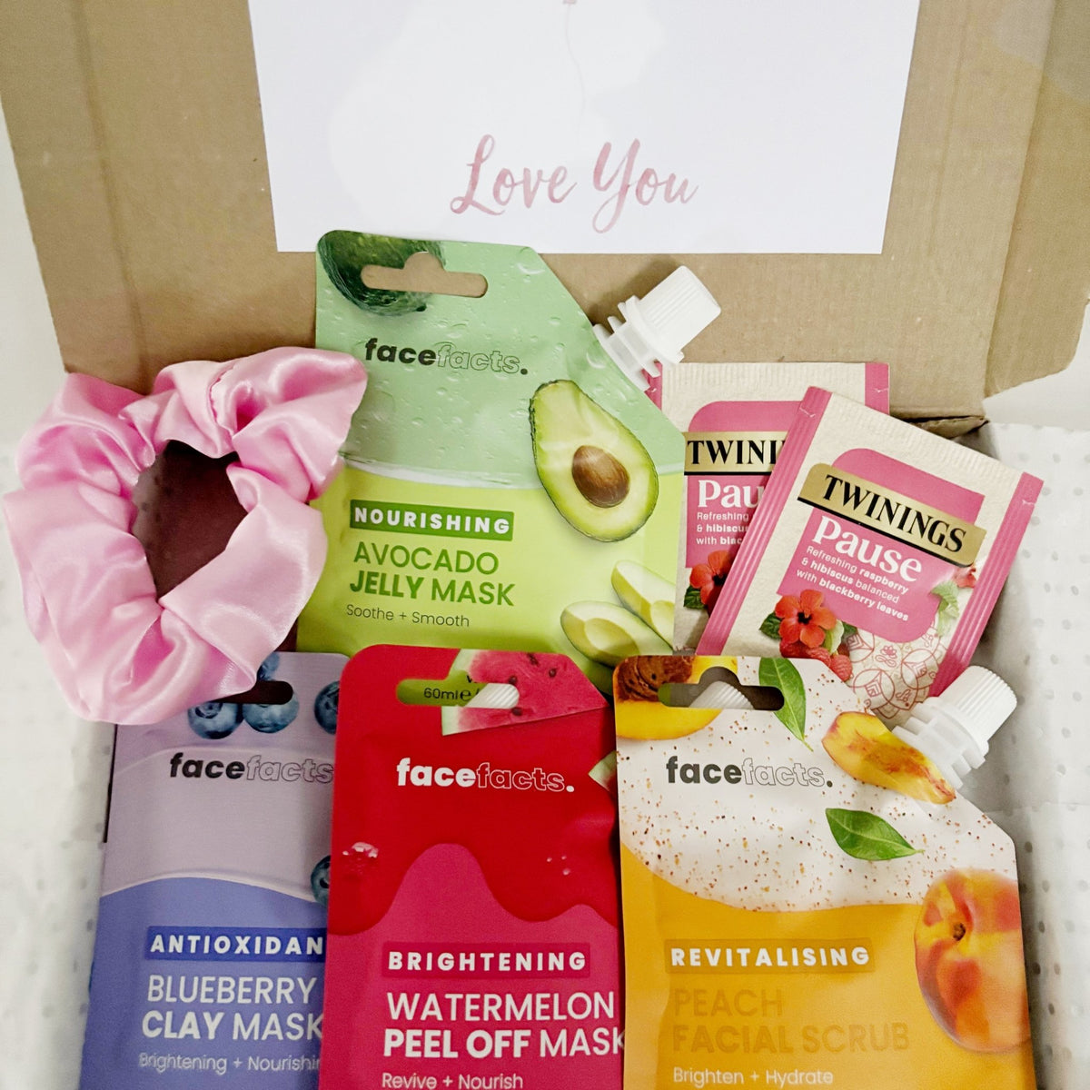 Pamper Gifts for Her – Letterbox Beauty Gift Set, Face Masks & Tea - WahooGifts