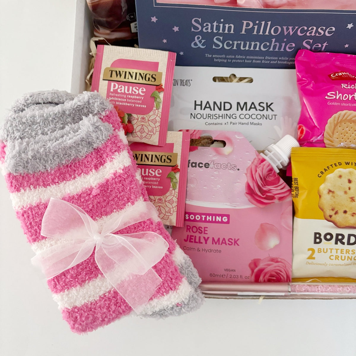Sleep Gift for Her - Cosy Pamper Gift Set for Women - WahooGifts